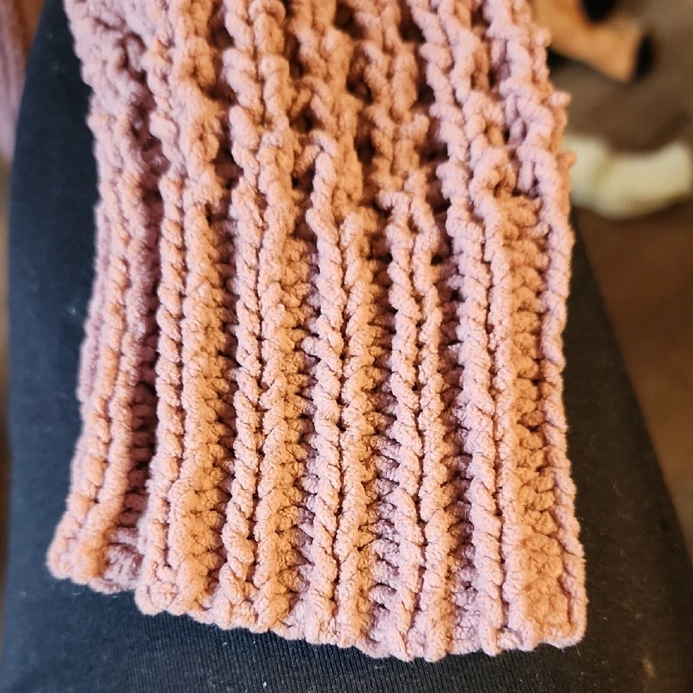 moon & madison Textured Knit Cardigan - Mauve With Pockets! - Picture 8 of 8